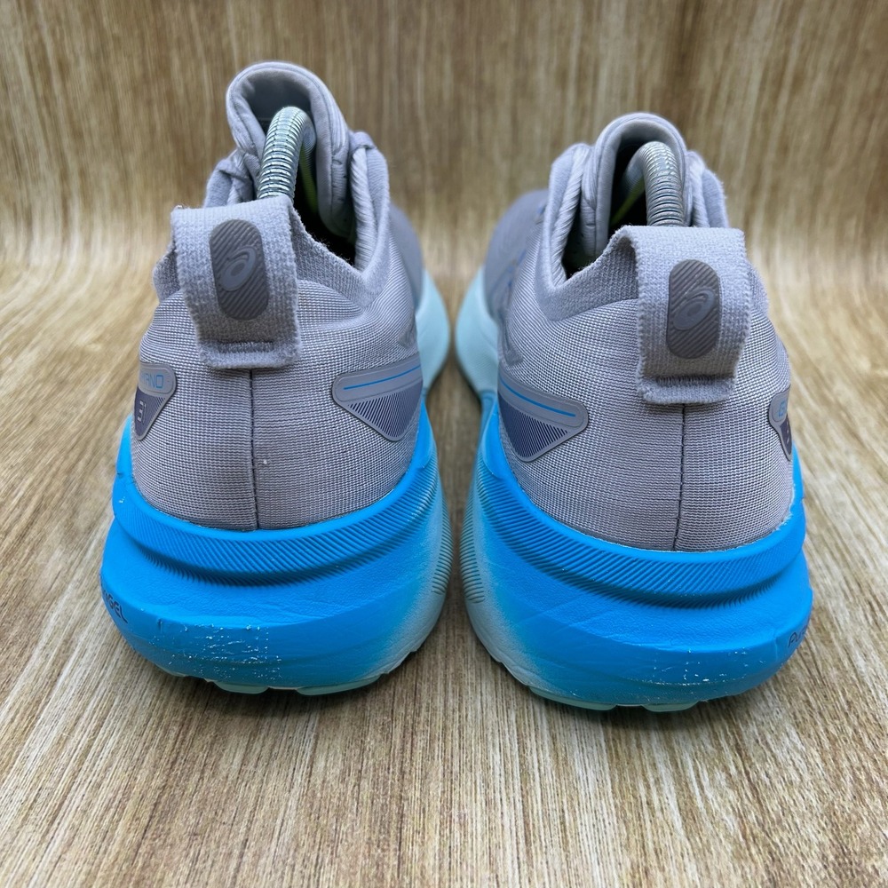 Asics Women's Light Gray and Aqua Athletic Running Shoes - Picture 4 of 10